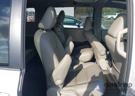 2015 Toyota Sienna Xle Premium 8 Passenger from USA, damaged, VIN 5TDYK3DC1FS682203